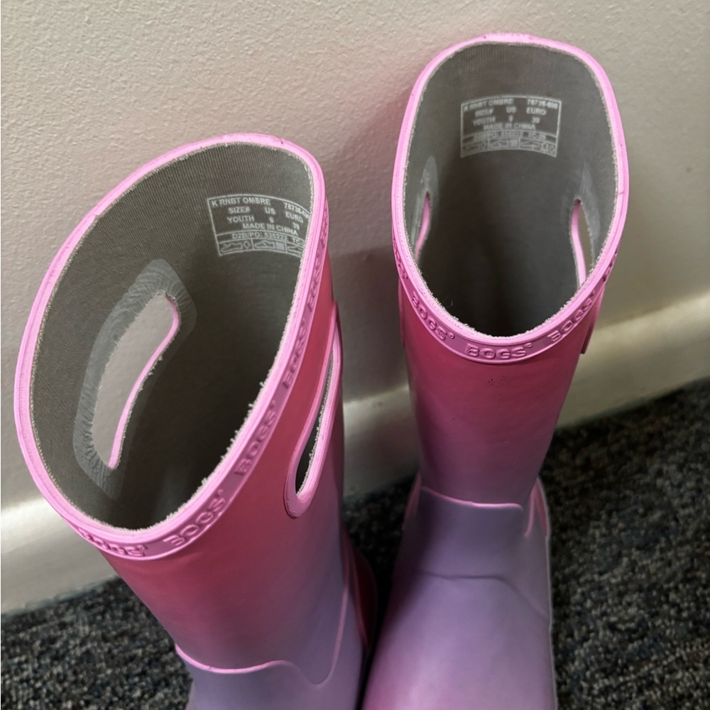 BOGS Kids Ombre Rain Boots Youth 6 – Pink Purple Waterproof Rubber Boots - Picture 4 of 12